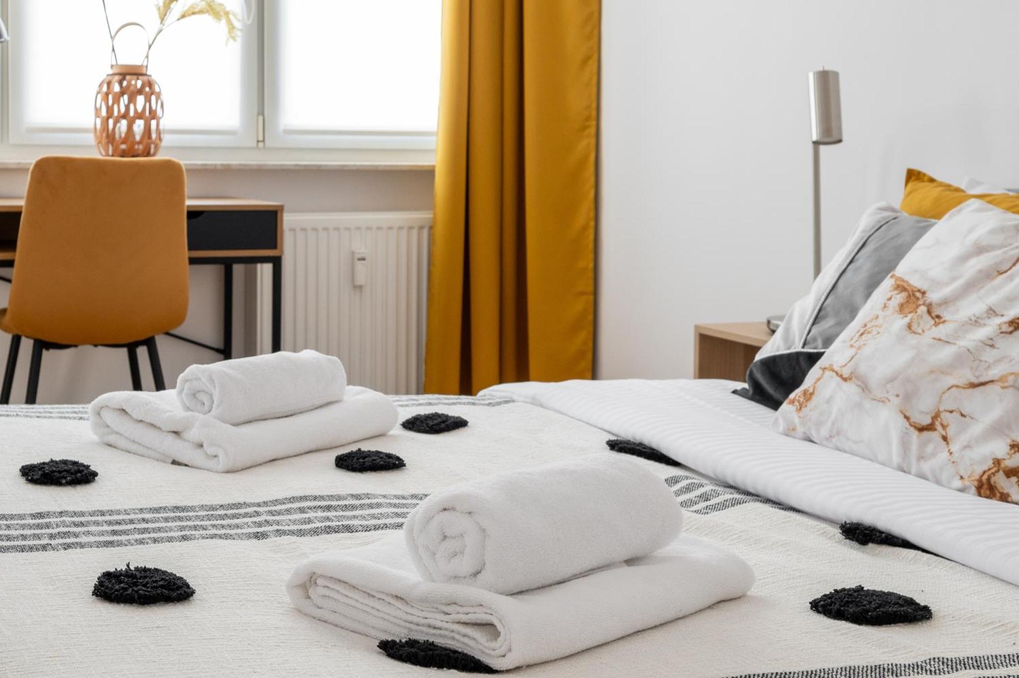 Apartament Ochota Yellow